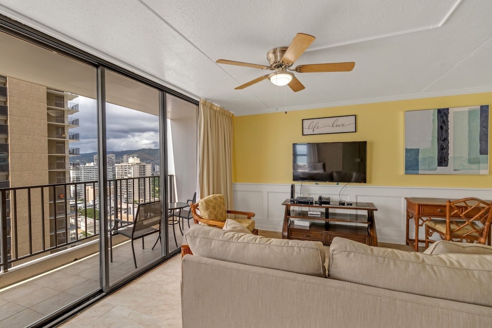 Tower 1 Suite 2214 Kp Condo - photo 16