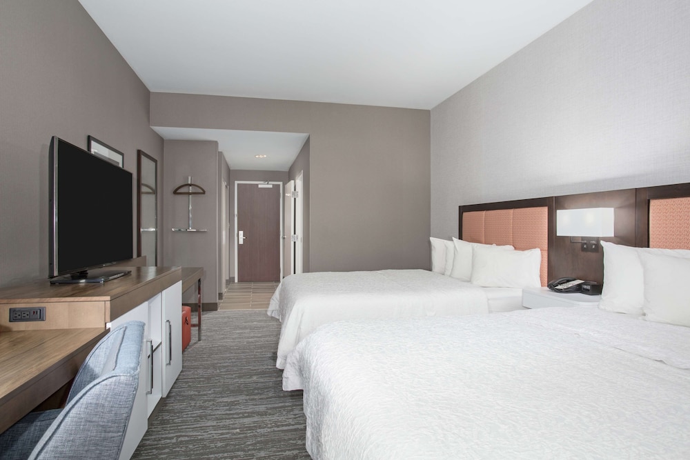 Hampton Inn & Suites Denver Downtown - photo 17