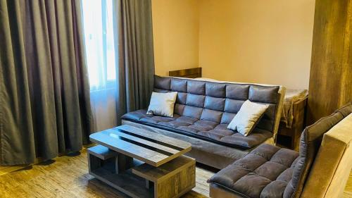Lela Guest House