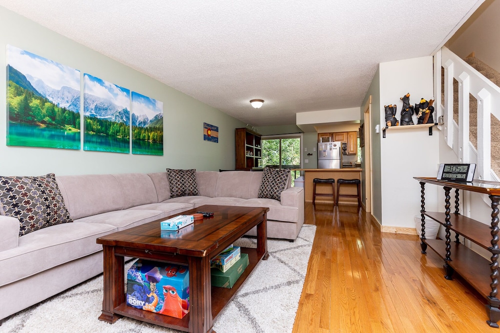 Villamont #6916 by Summit County Mountain Retreats — 4-Star Luxury Hotel in Silverthorne, United States