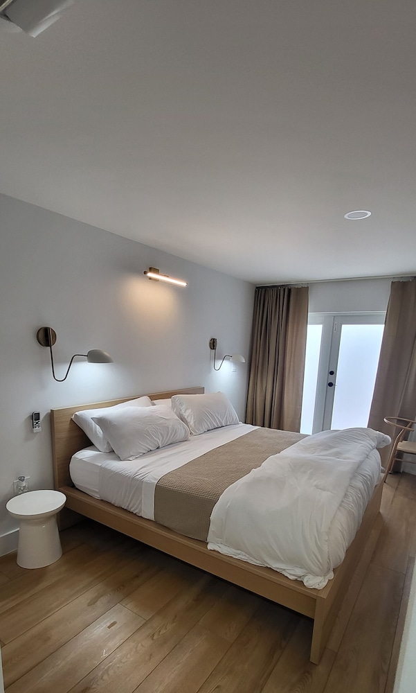 Green Island Inn - photo 18