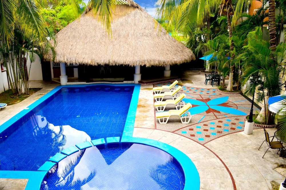 Costa Brava — hotel in Manzanillo