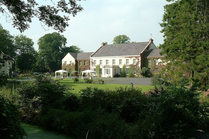 Tullylagan Country House Hotel — hotel in Cookstown
