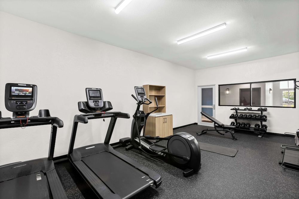 Quality Inn & Suites La Porte - photo 19