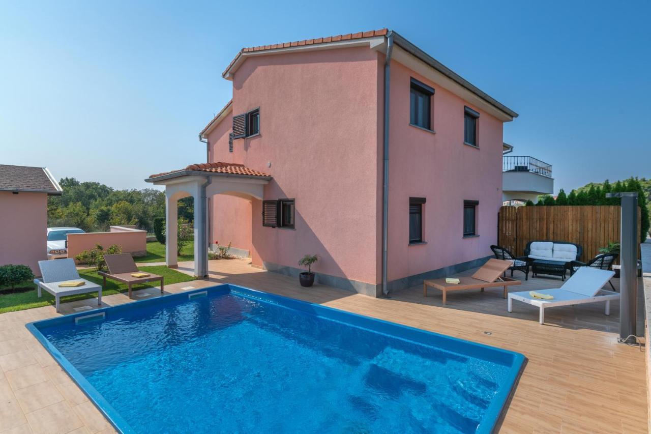 Ferienhaus Mary in Liznjan, Croatia