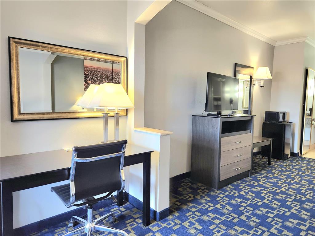 Days Inn by Wyndham Robstown - photo 17