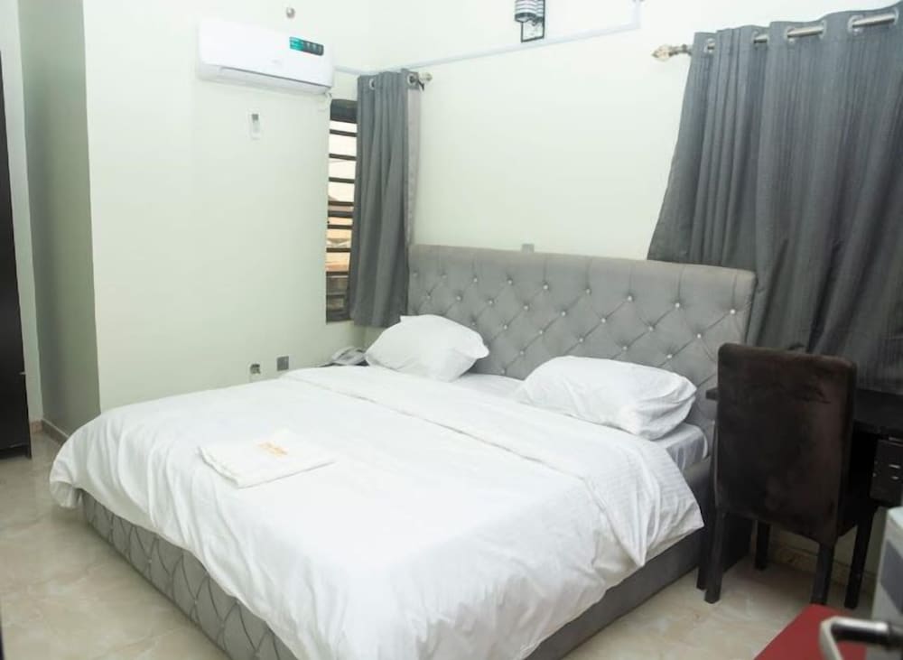 Solid Worth Hotels — Ilorin — photo 3