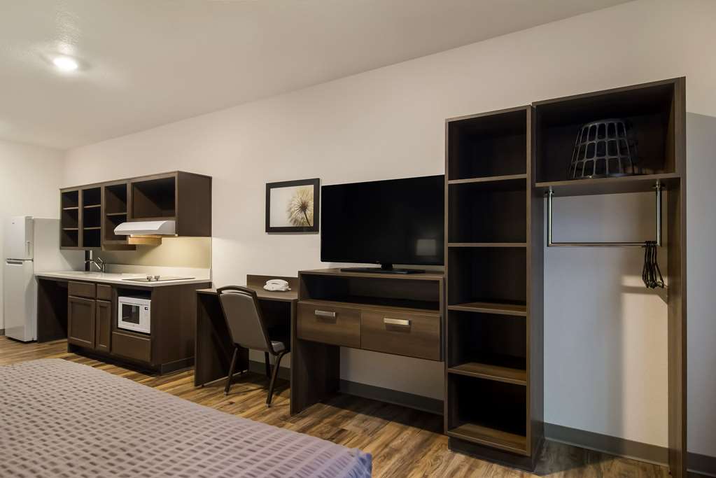 WoodSpring Suites Jacksonville South - photo 10
