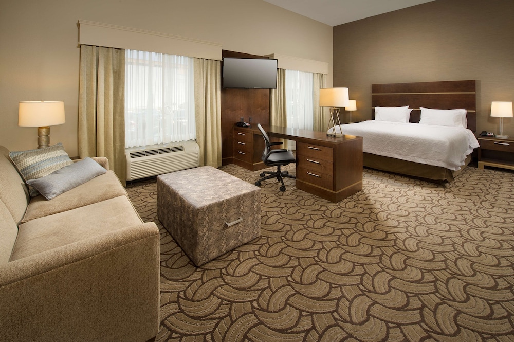 Hampton Inn & Suites San Antonio Downtown Market Square - photo 9