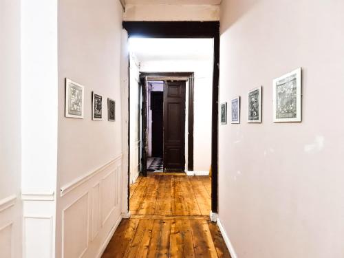 SoLoLiKE Appartment with Balcony N 24