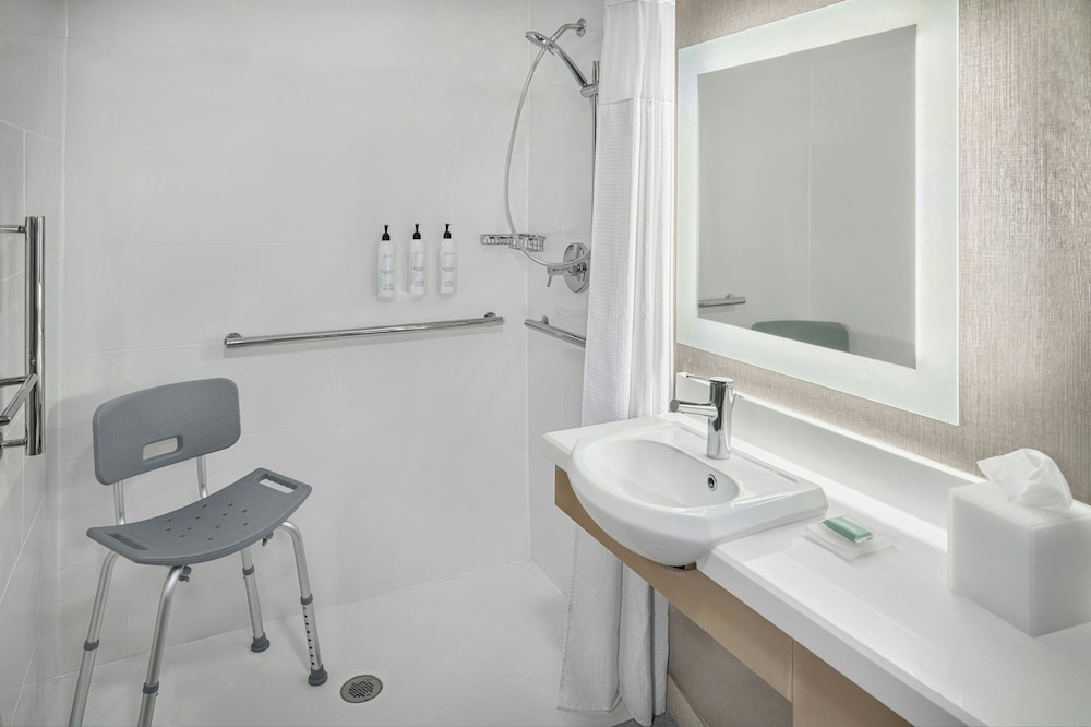 SpringHill Suites by Marriott Lansing - photo 23
