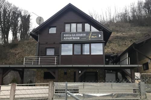 Family friendly house with a parking space Veliki Komor Zagorje 23212 — 4-Star Luxury Hotel in Zlatar, Croatia
