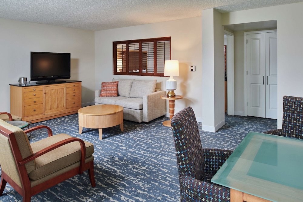 DoubleTree by Hilton Hotel Berkeley Marina - photo 34