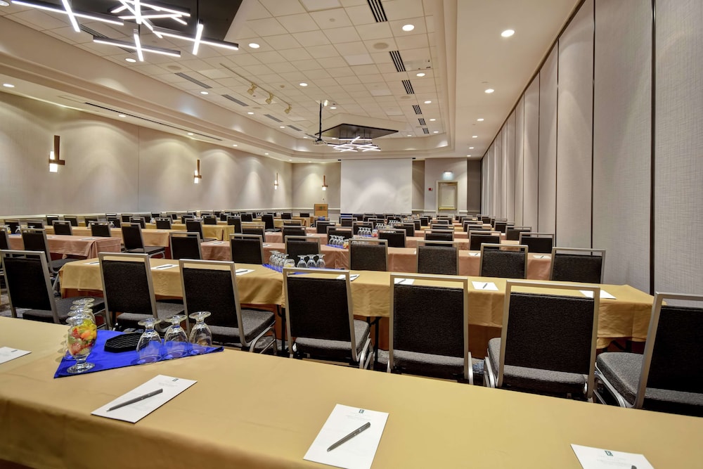 Embassy Suites Charleston - photo 51