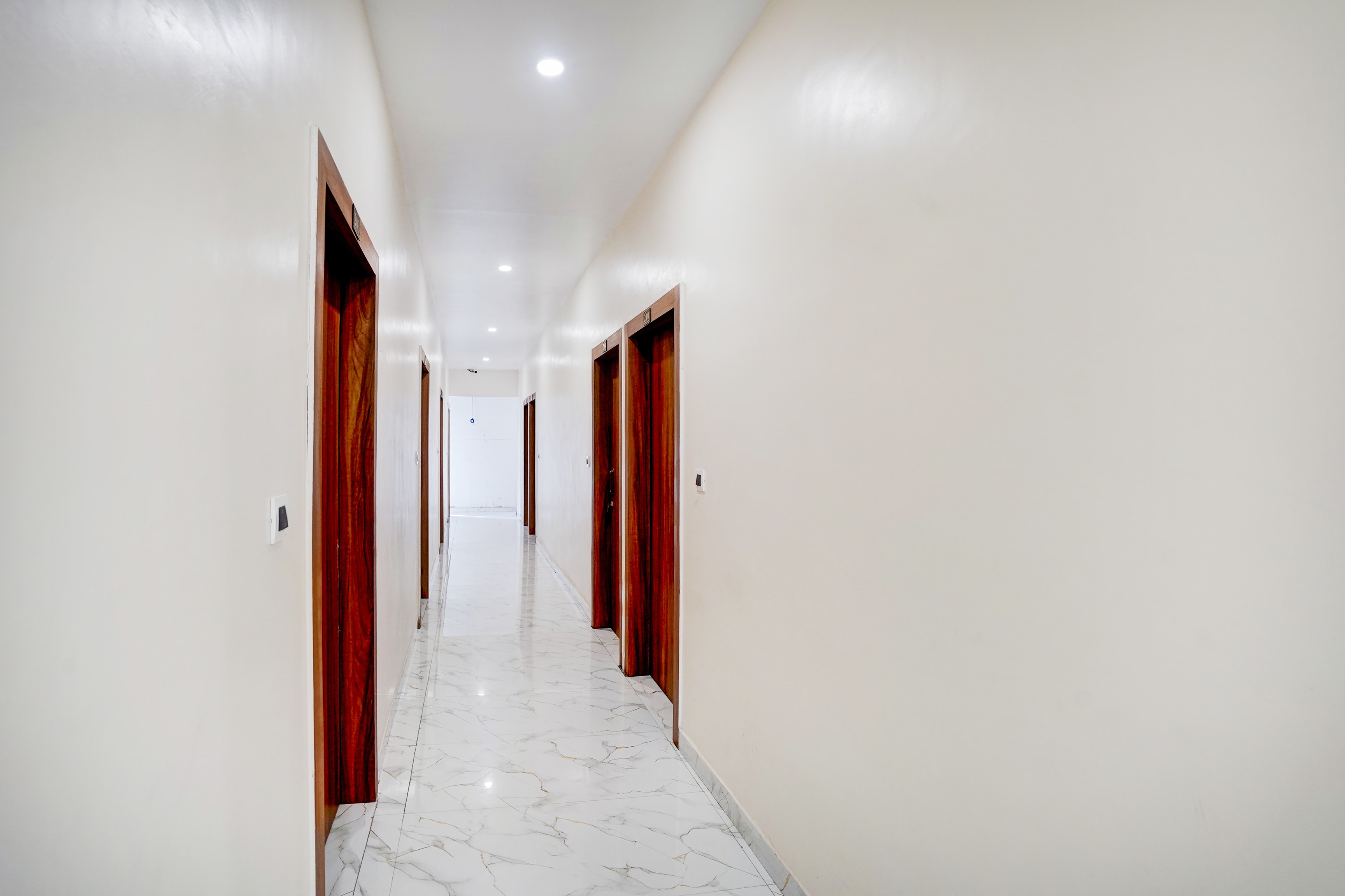 Hotel O Madhvam — Allahabad