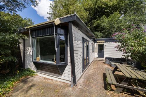 Rustig Gelegen Vakantiehuisje In Het Bos Putten — Putten