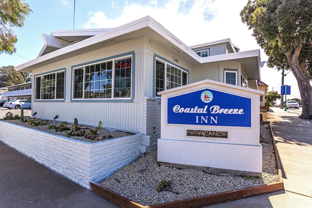 Coastal Breeze Inn - featured photo
