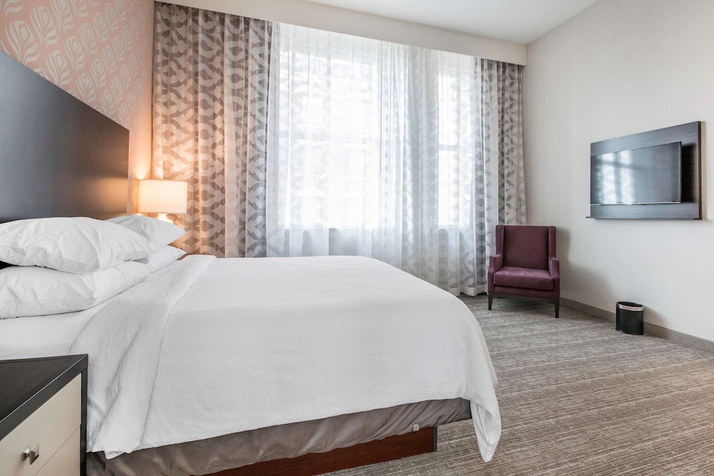 Embassy Suites Louisville Downtown - photo 26