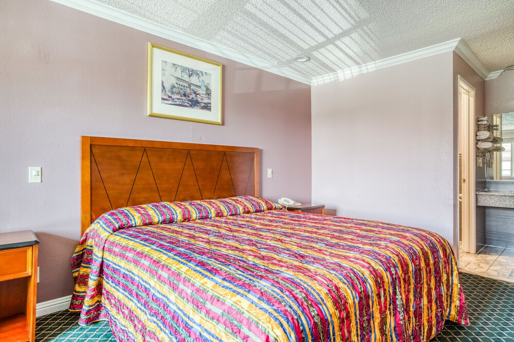 Hotel Whittier CA I 605 - photo 6