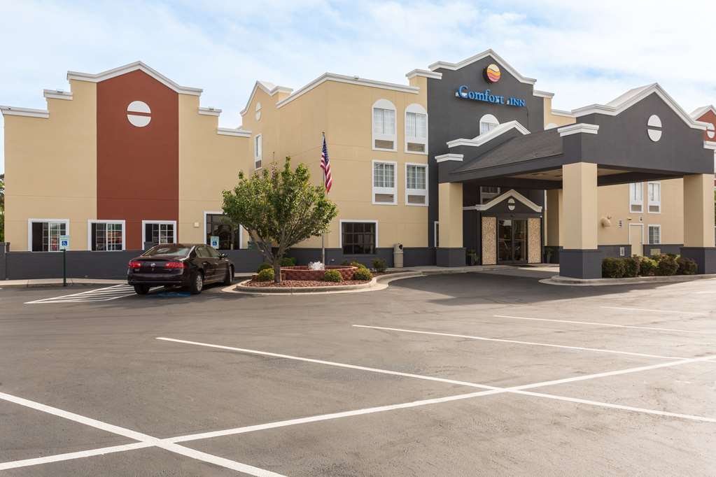 Comfort Inn Decatur Priceville - photo 3