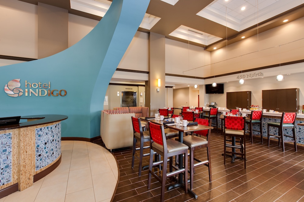 Hotel Indigo Chicago Vernon Hills by IHG - photo 3