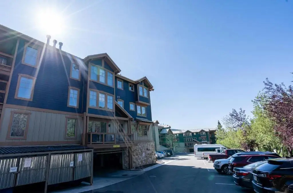 Town Pointe By Resort Property Management - photo 10