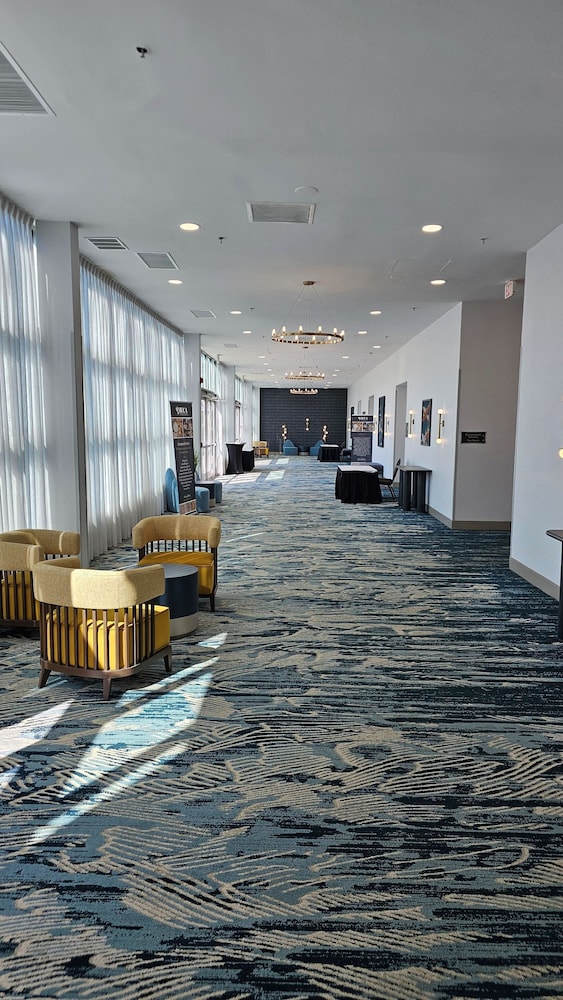 Doubletree by Hilton Hotel Norfolk Airport - photo 40