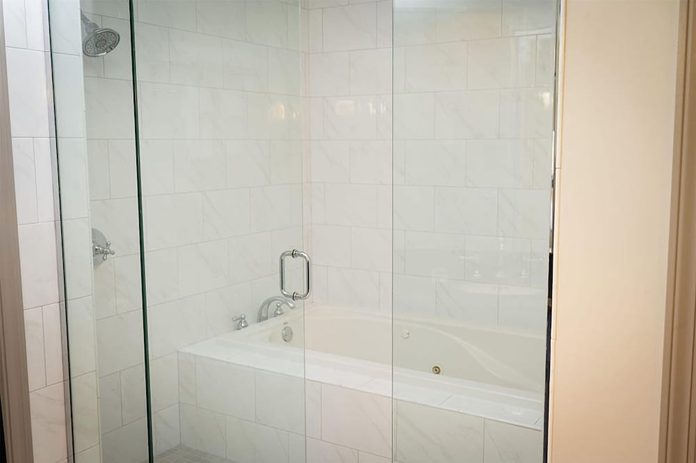 Hilton Orrington Evanston - photo 57