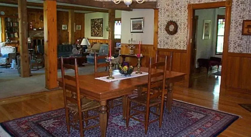 Silas Griffith Inn - photo 3