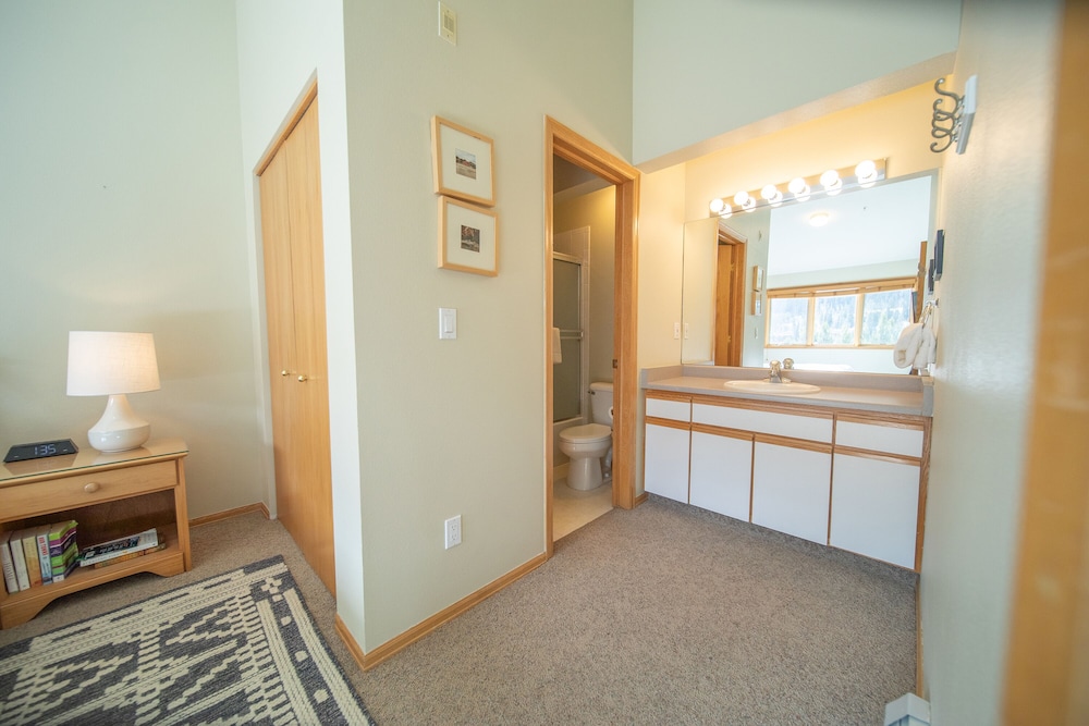 Cinnamon Ridge Hotel - photo 21