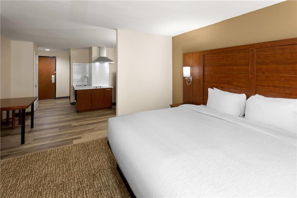 Hawthorn Extended Stay by Wyndham College Station South - photo 20
