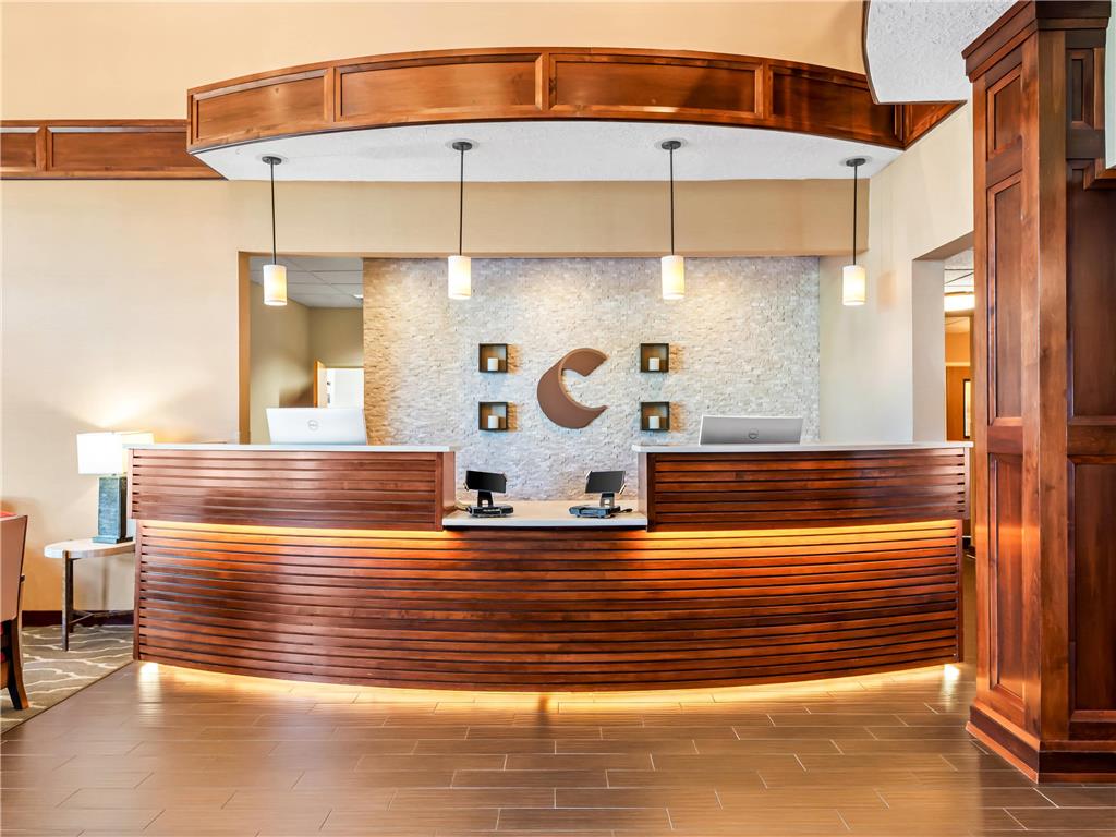 Comfort Suites Linn County - photo 6