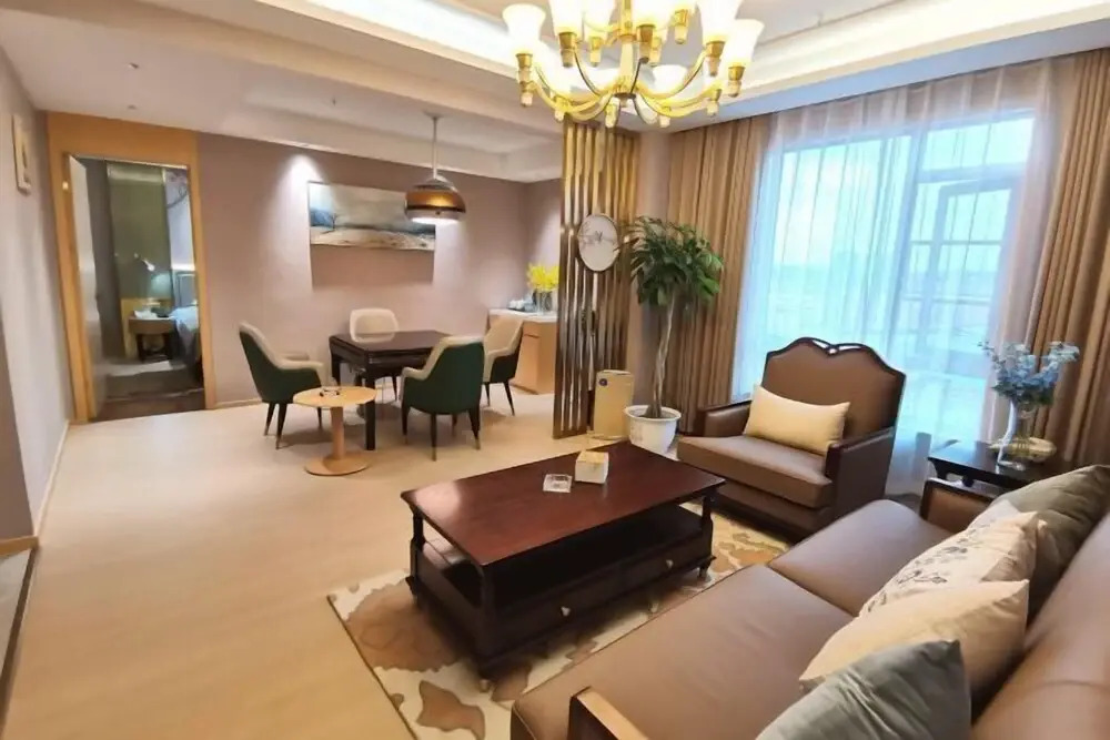 Yundu Hotel — hotel in Guangshui