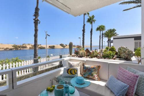 Maspalomas Beach Apartment Charca 1 by VillaGranCanaria — 4-Star Luxury Hotel in Maspalomas, Spain