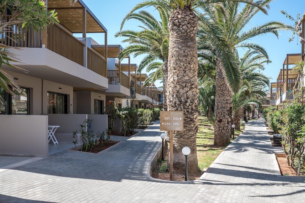 Stella Village Seaside Hotel — 4-Star Luxury Hotel in Hersonissos, Greece