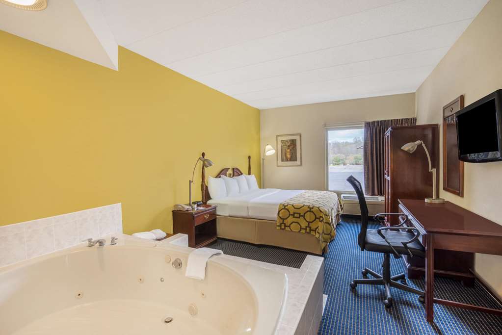 Baymont by Wyndham Warrenton - photo 10