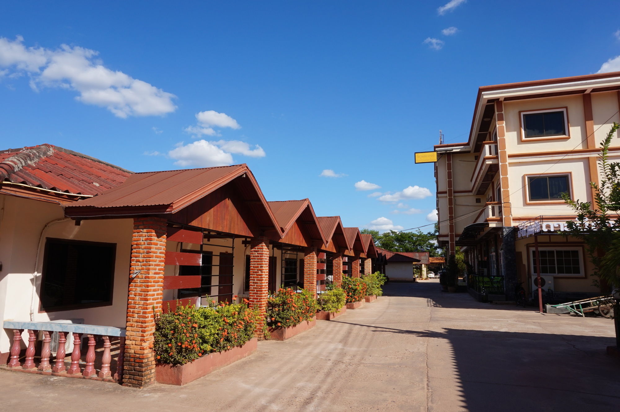 Daovy Hotel - carbon neutral hotel in Vientiane