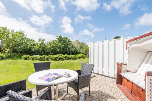 Peethuus - carbon neutral hotel in Unknown City