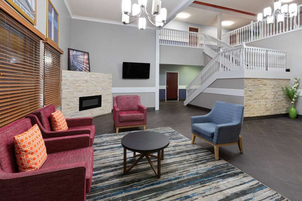 AmericInn by Wyndham Grinnell - photo 9