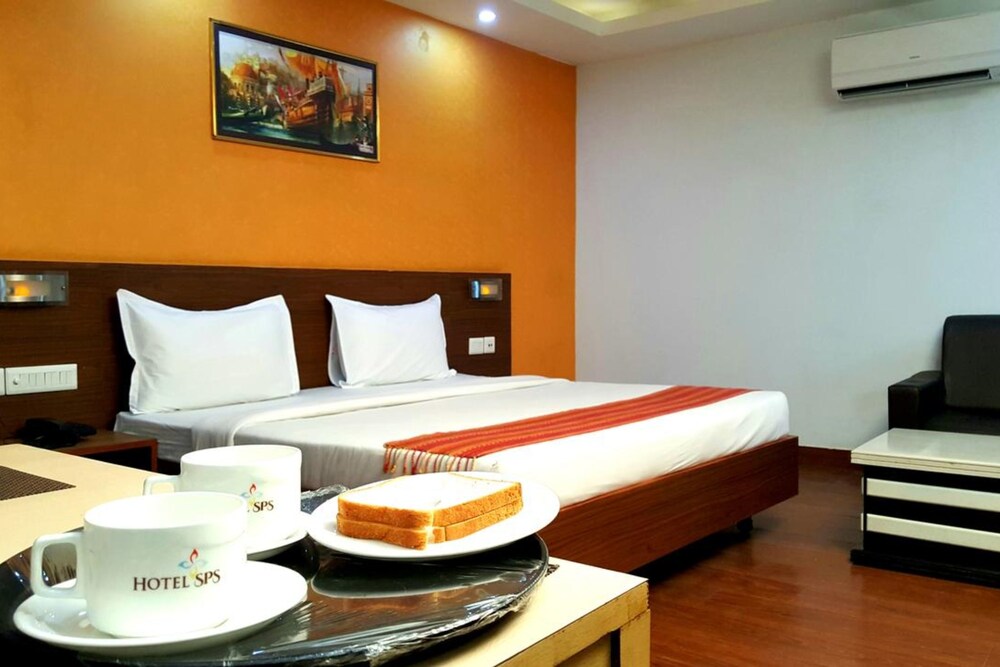 Hotel Sps Inn — Rewa