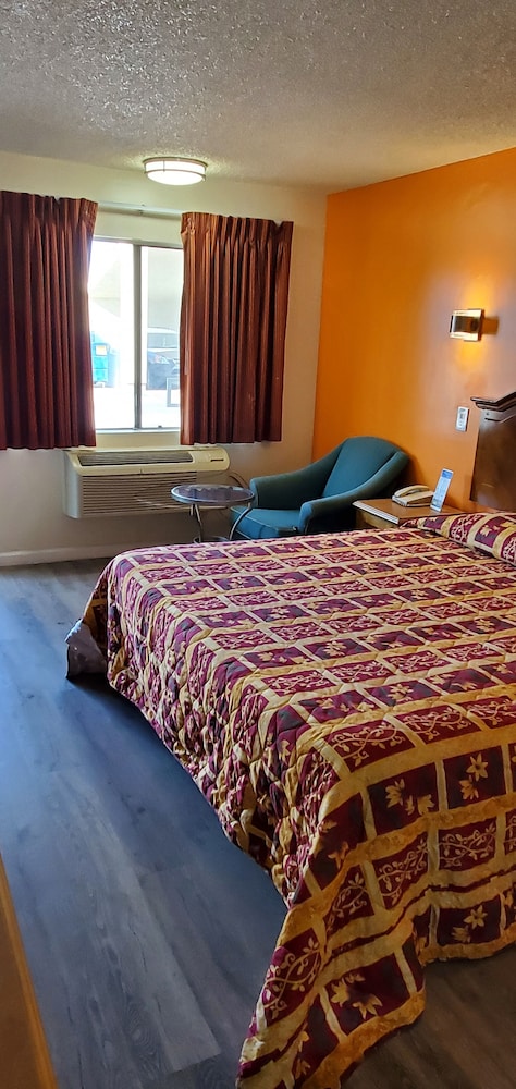 Anaheim National Inn - photo 33