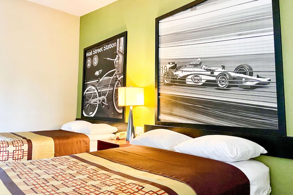 Super 8 by Wyndham Battleboro Rocky Mount - photo 6