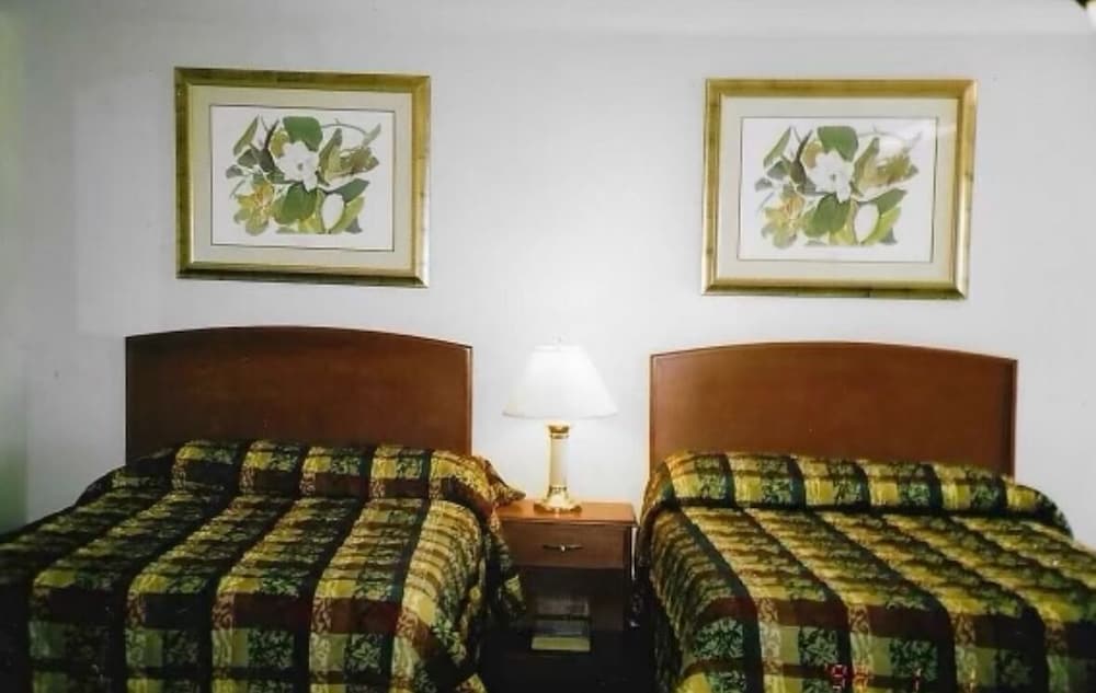 Glenrose Motel - photo 3