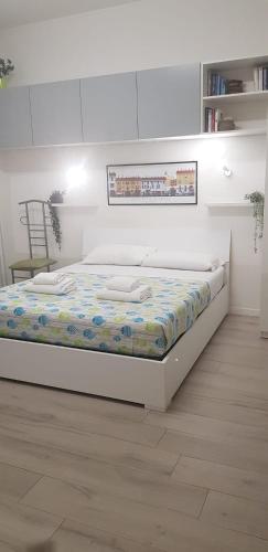 I Host Apartment Cossa 19 — 4-Star Luxury Hotel in Milan, Italy
