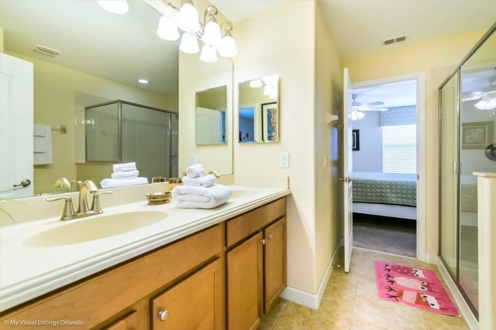 Amazing Champions Gate 9 Bedrom 5 Bath - photo 13
