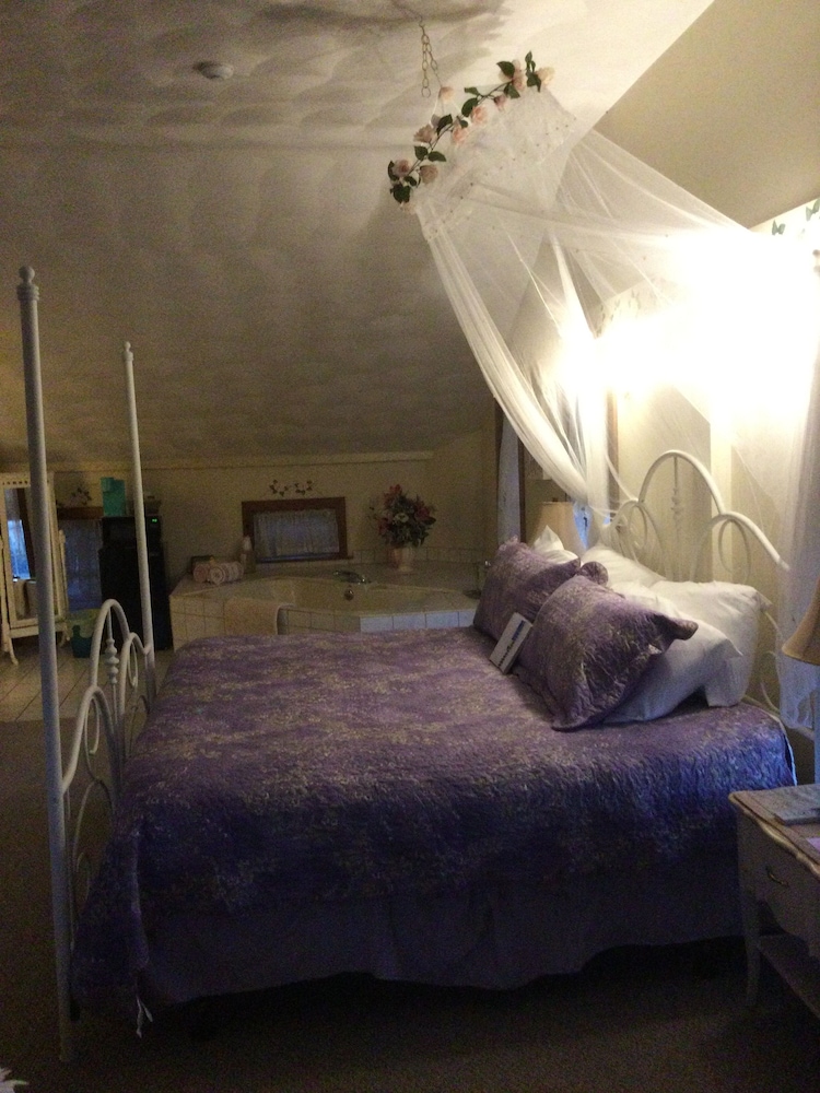 Stagecoach House Inn - photo 28