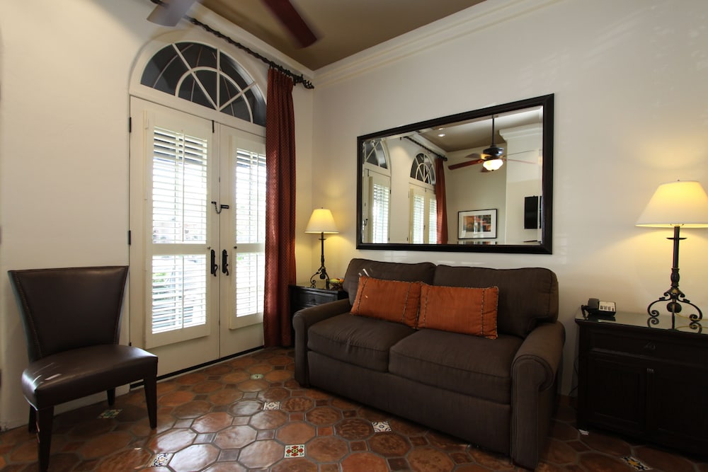 Cypress Inn - photo 52