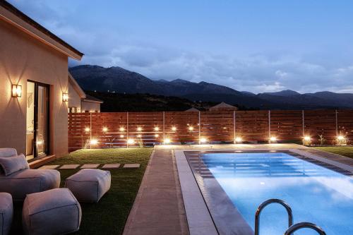 Carob Villas an Eco Friendly Hideaway — 4-Star Luxury Hotel in Sision, Greece