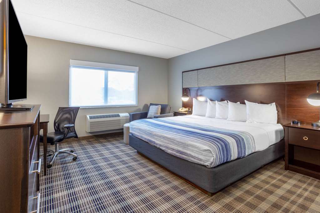 AmericInn by Wyndham Madison South - photo 14
