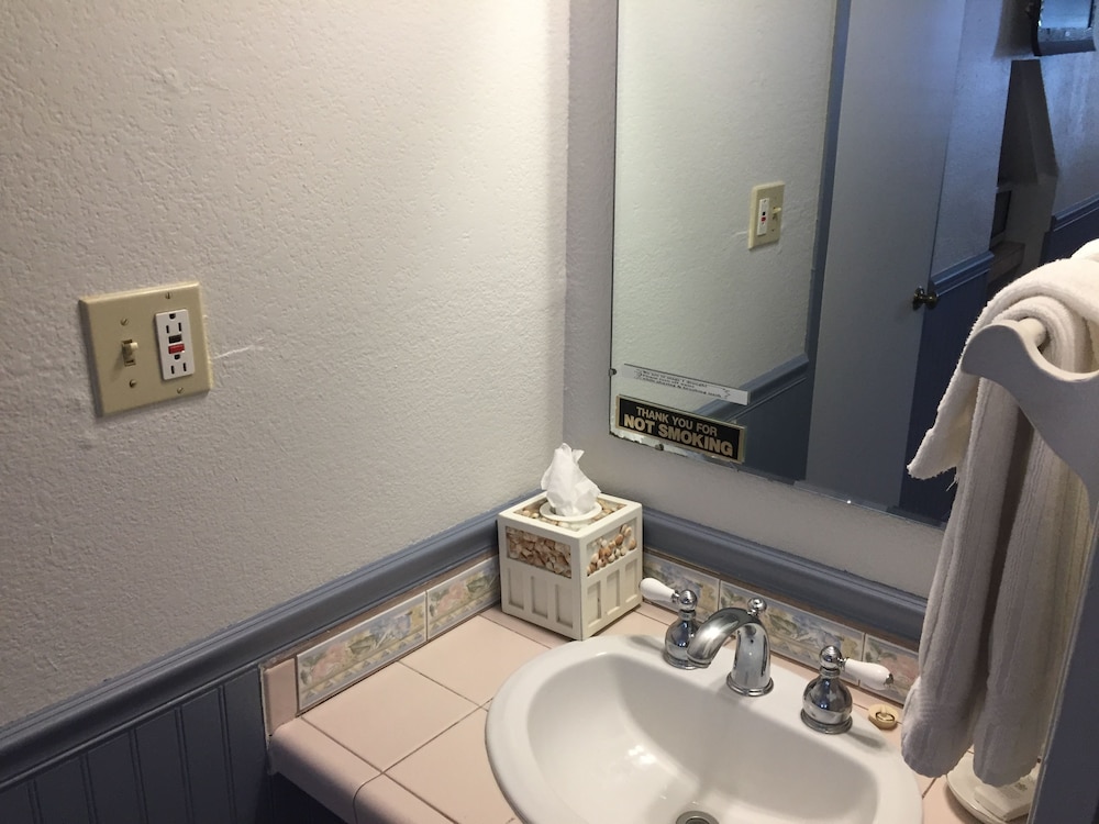 Seacrest Inn - photo 38